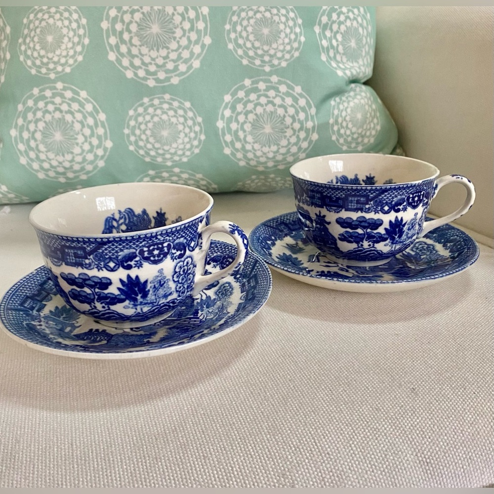 VTG 1940s Blue Willow Porcelain Cup Saucer set of 2 Occupied Japan